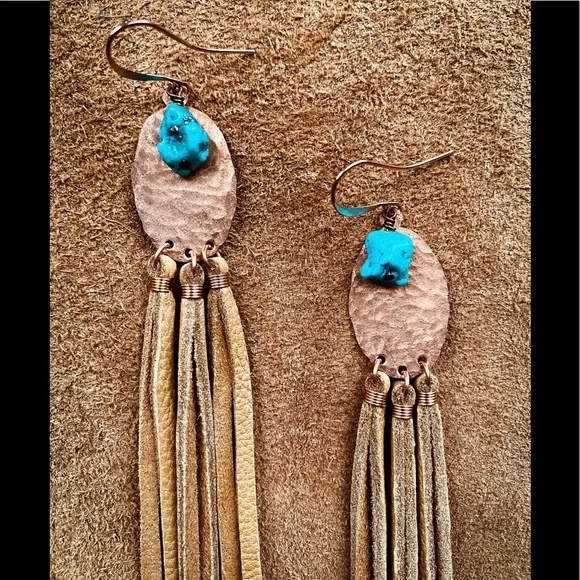 NWOT Artisan Turquoise, Copper, & Leather earrings - Picture 3 of 6